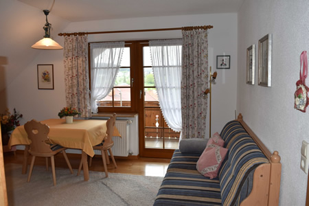 haus_waldvogel_wohnung2.jpg (17033 Byte)