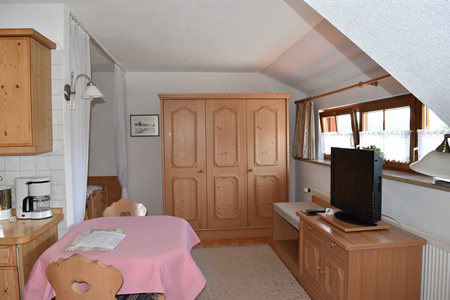 haus_waldvogel_wohnung2.jpg (17033 Byte)